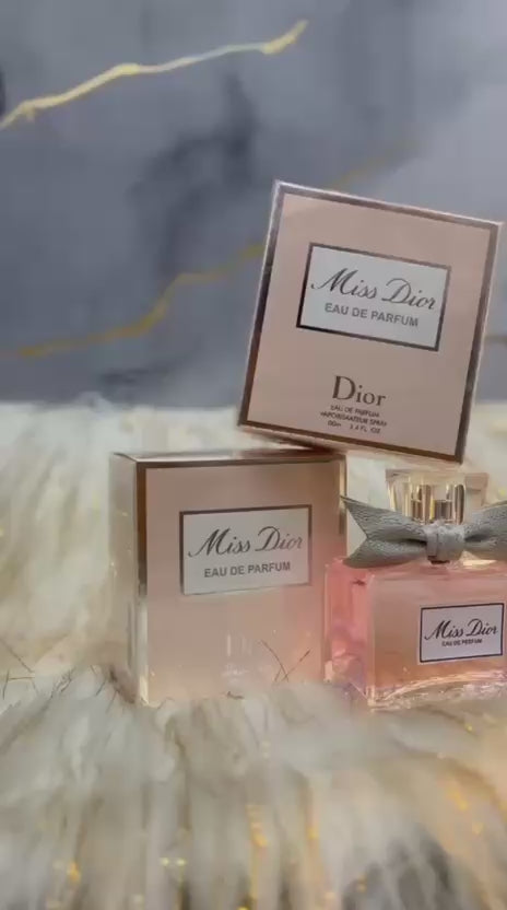 MISS DIOR